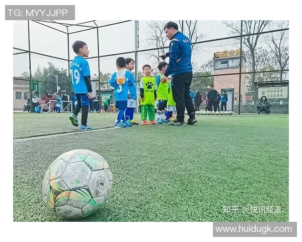智力足球球星的成长历程与绿茵场上非凡技艺解析 智力足球球星的成长历程与绿茵场上非凡技艺解析