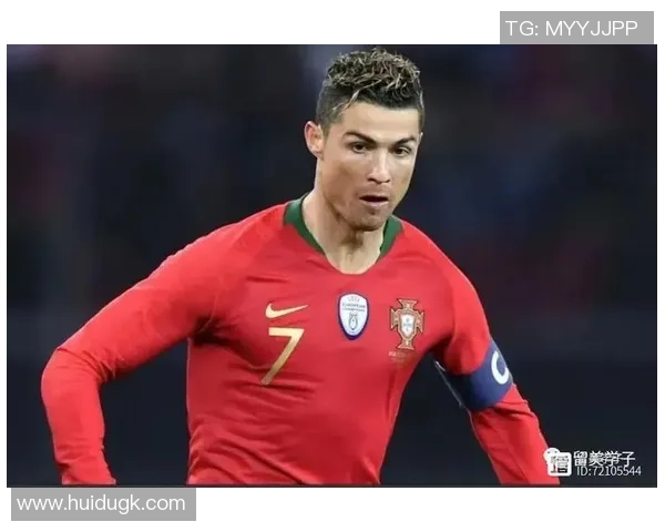 足球巨星逐渐老去的岁月 留下的不仅是辉煌还有无尽的思考与回忆 足球巨星逐渐老去的岁月 留下的不仅是辉煌还有无尽的思考与回忆